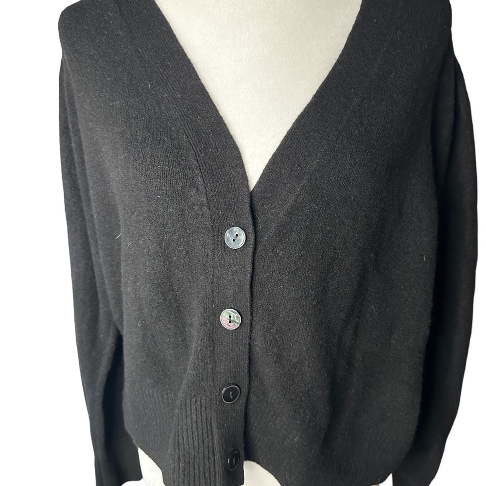 Old Navy size large black cardigan
